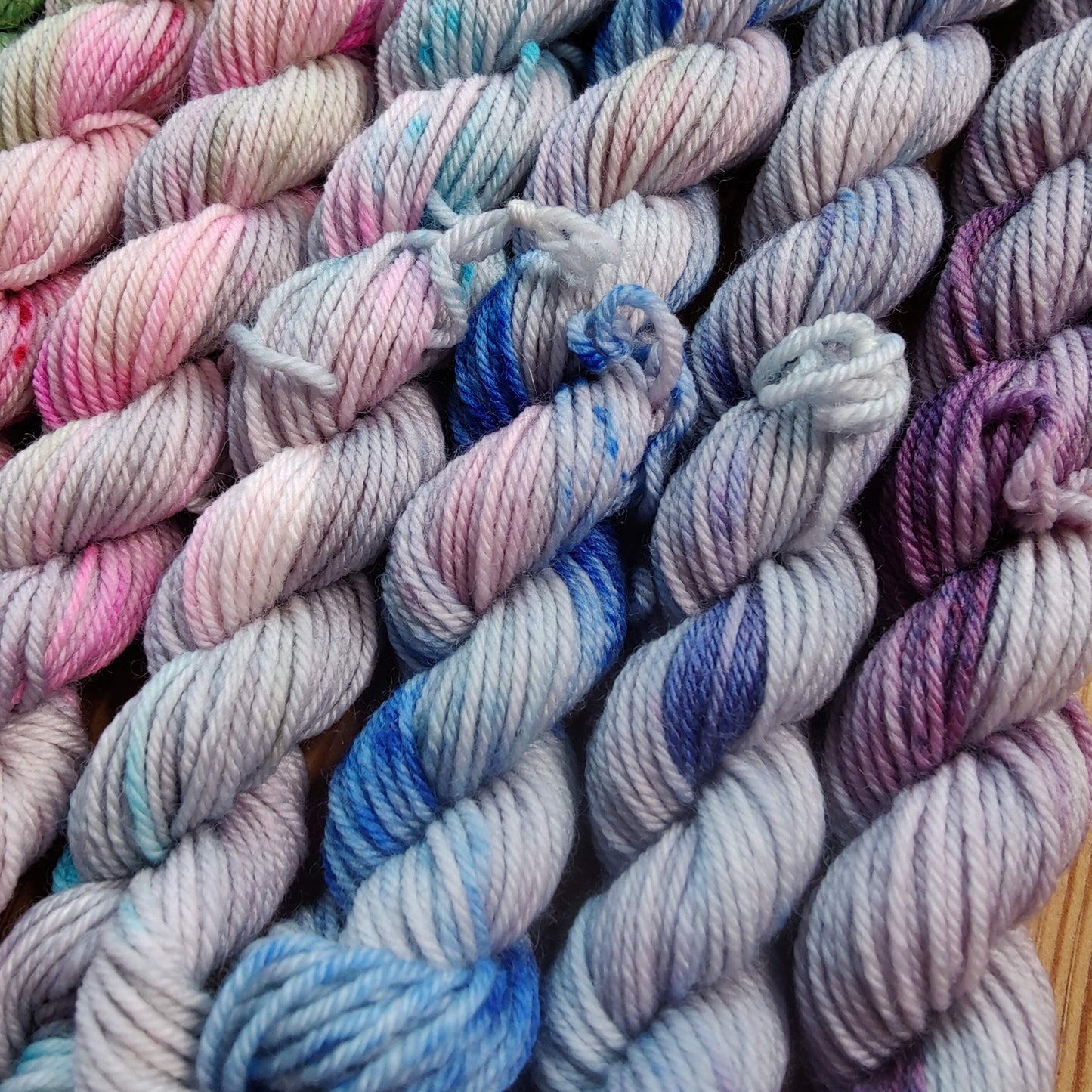 Mikrosetti, 10x10g - Hopeareunus