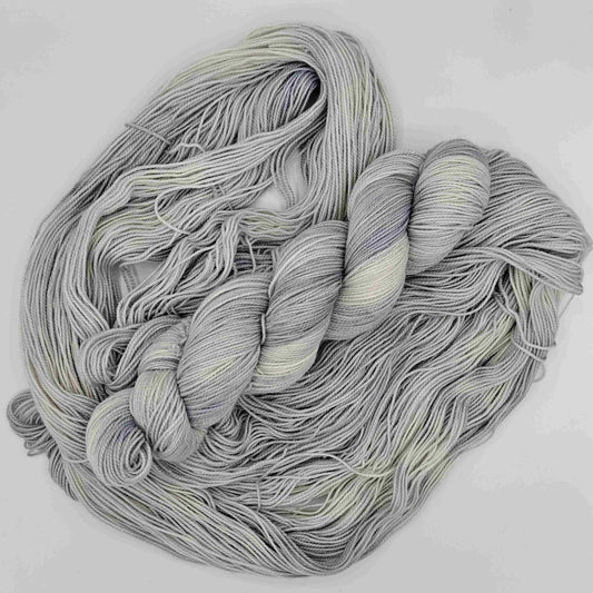 Taikametsän yö - Aavesumu