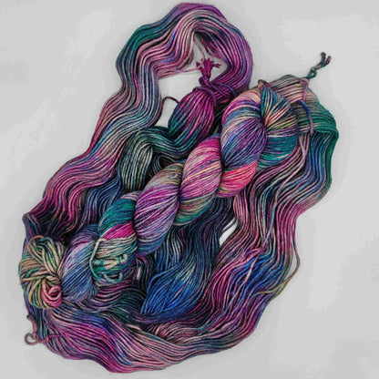 Tuplataika - Galaksin tahra