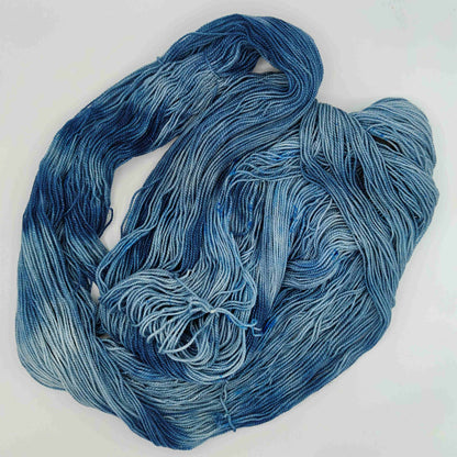 Taikametsän yö - Kuutamopuro